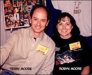 Terry Moore e Robyn Moore